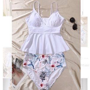 Plus Floral & Tropical Ruffle Hem Bikini Swimsuit